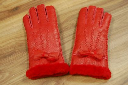 Women's gloves